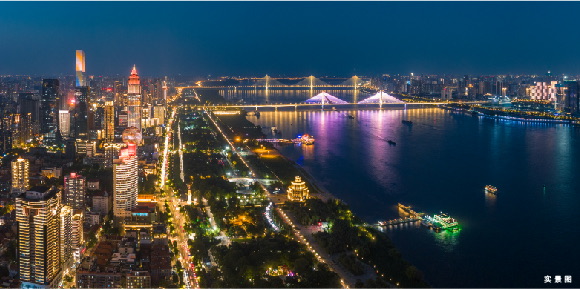 e7d58d17f7bb236eb902a7a5f0454c02f5d1b872.jpg 3.jpg